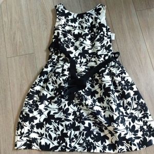 Luxe by Carmen Marc Valvo Woman Midi Black and White Dress Size 16 and 14